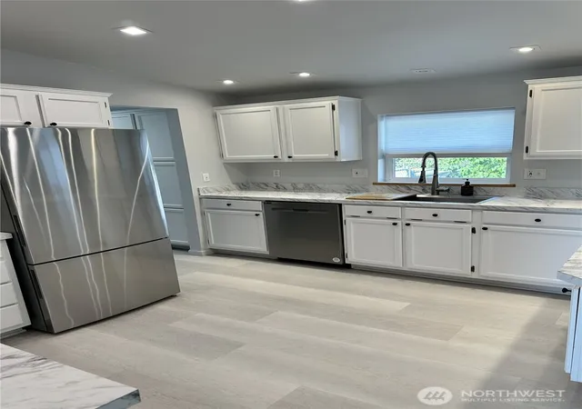 Photo 4 of Manufactured home for sale at 330 W 5Th Street, Waitsburg, WA 99361 | MLS# NWM2575543 | Listing updated on 2026-09-25