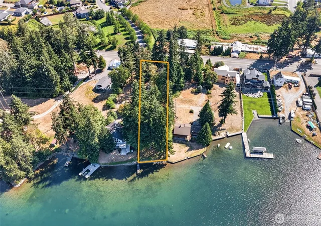 Photo 1 of Land for sale at 2520 214Th Ave E, Lake Tapps, WA 98391 | MLS# NWM2575548 | Listing updated on 2026-09-25