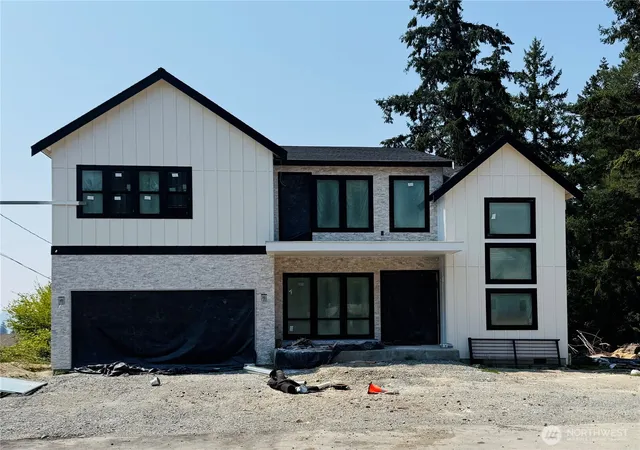 Photo 3 of Single family home for sale at 11387 SE 84th Lane, Newcastle, WA 98056 | MLS# NWM2575552 | Listing updated on 2026-09-25