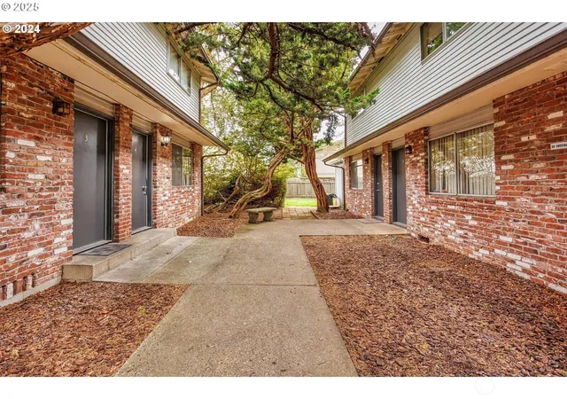 Multi family home for sale at 4311 Plomondon St, Vancouver, WA 98661 | MLS# NWM2575556