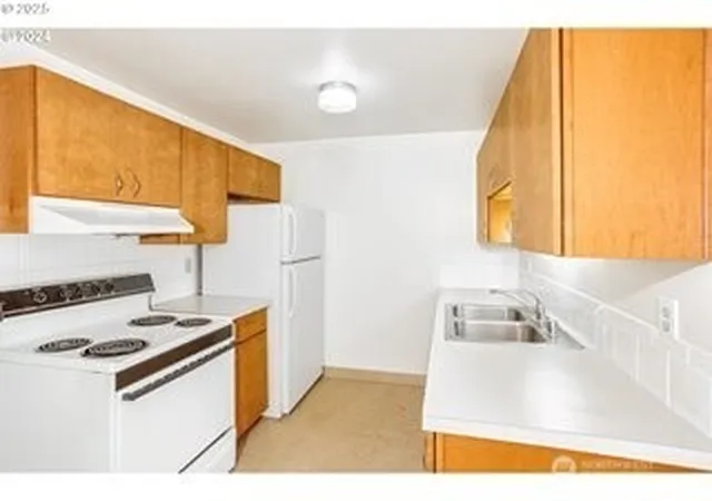 Photo 4 of Multi family home for sale at 4311 Plomondon St, Vancouver, WA 98661 | MLS# NWM2575556 | Listing updated on 2026-10-01