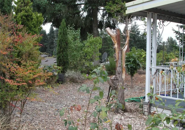 Photo 3 of Manufactured home for sale at 2500 S 370th St #206, Federal Way, WA 98003 | MLS# NWM2575581 | Listing updated on 2026-09-25
