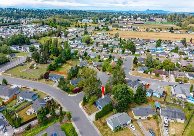 Photo 3 of Sale Pending at 1805 N 35th Street, Mount Vernon, WA 98273 | MLS# NWM2575582 | Listing updated on 2026-10-01