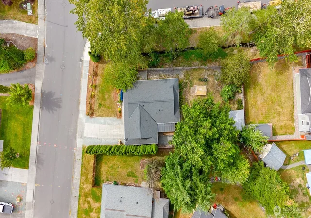 Photo 3 of Sale Pending at 1805 N 35th Street, Mount Vernon, WA 98273 | MLS# NWM2575582 | Listing updated on 2026-10-01