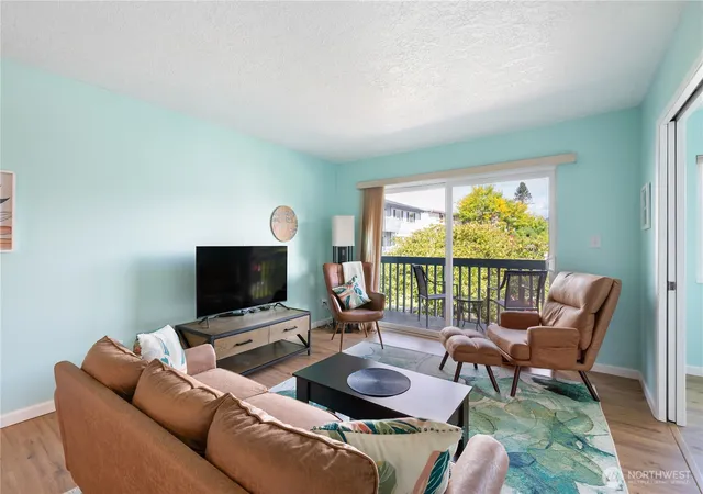 Photo 4 of Sale Pending at 2005 Tibbetts Dr #201, Longview, WA 98632 | MLS# NWM2575583 | Listing updated on 2026-09-26