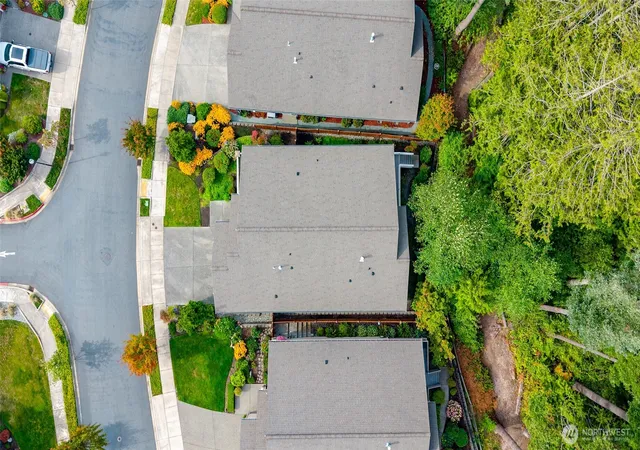 Photo 2 of Single family home for sale at 1933 Fraser Ave, Mount Vernon, WA 98274 | MLS# NWM2575593 | Listing updated on 2026-09-25