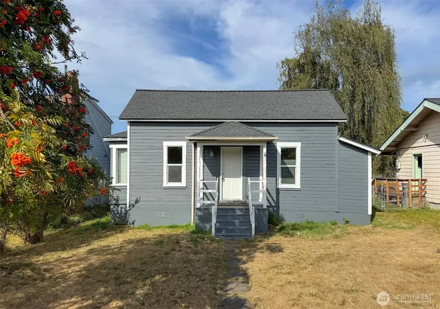 Photo 1 of Single family home for sale at 421 E 6th Street, Port Angeles, WA 98362 | MLS# NWM2575596 | Listing updated on 2026-09-25