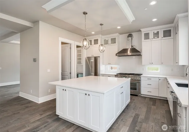 Photo 3 of Single family home for sale at 17254 Ne 113th Ct, Redmond, WA 98052 | MLS# NWM2575608 | Listing updated on 2026-10-02