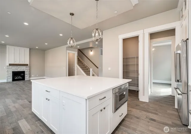 Photo 3 of Single family home for sale at 17254 Ne 113Th Ct, Redmond, WA 98052 | MLS# NWM2575608 | Listing updated on 2026-10-02