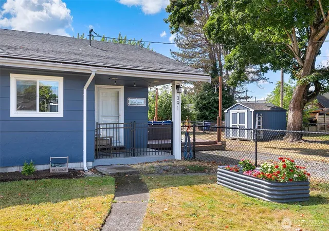 Photo 3 of Single family home for sale at 391 Dundass Ave, Buckley, WA 98321 | MLS# NWM2575612 | Listing updated on 2026-09-29