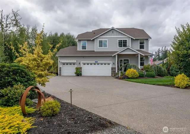 Photo 2 of Single family home for sale at 16700 Frazier Heights Pl, Burlington, WA 98233 | MLS# NWM2575620 | Listing updated on 2026-09-25