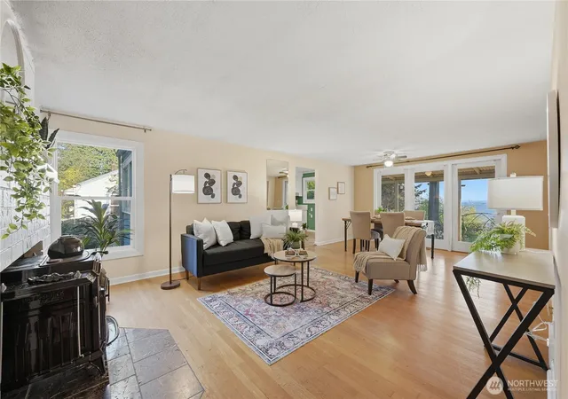 Photo 4 of Single family home for sale at 1431 Irondale Rd, Port Hadlock, WA 98339 | MLS# NWM2575647 | Listing updated on 2026-10-03