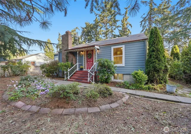 Photo 3 of Single family home for sale at 1431 Irondale Rd, Port Hadlock, WA 98339 | MLS# NWM2575647 | Listing updated on 2026-10-03
