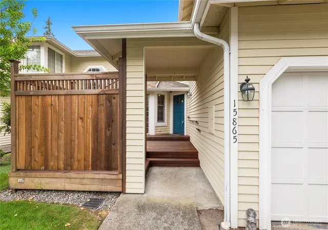 Photo 3 of Townhouse for sale at 15865 Northup Wy #41, Bellevue, WA 98008 | MLS# NWM2575653 | Listing updated on 2026-10-01