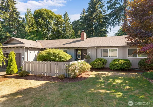 Photo 1 of Sale Pending at 1921 Parkwood Dr Se, Olympia, WA 98501 | MLS# NWM2575660 | Listing updated on 2026-09-22