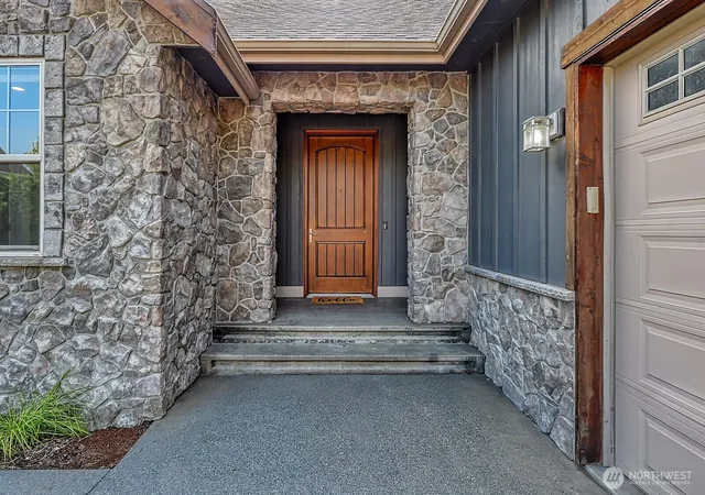 Photo 3 of Sale Pending at 821 Red Maple Loop, Everson, WA 98247 | MLS# NWM2575675 | Listing updated on 2026-09-21