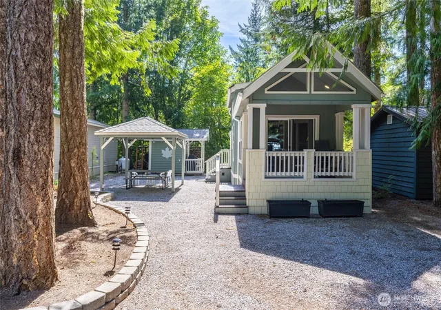 Photo 1 of Manufactured home for sale at 56 5 Big River Blvd W, Deming, WA 98244 | MLS# NWM2575680 | Listing updated on 2026-09-21