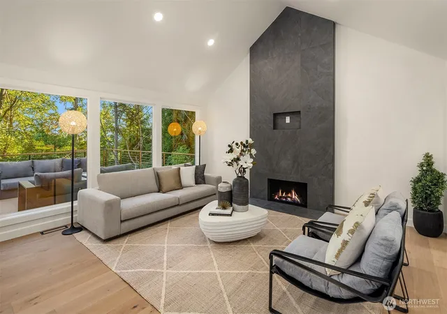 Photo 2 of Single family home for sale at 21229 Ne 14th Pl, Sammamish, WA 98074 | MLS# NWM2575686 | Listing updated on 2026-09-28