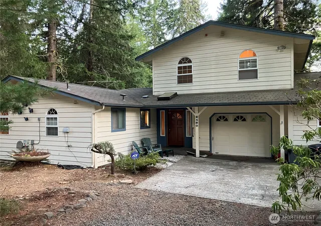 Photo 1 of Single family home for sale at 490 N Duckabush Dr W, Hoodsport, WA 98548 | MLS# NWM2575713 | Listing updated on 2026-09-25