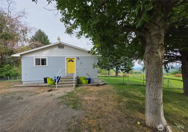 Photo 2 of Single family home for sale at 81 B Golden Rd, Oroville, WA 98844 | MLS# NWM2575718 | Listing updated on 2026-09-25