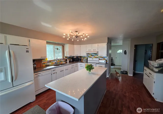 Photo 3 of Single family home for sale at 81 B Golden Rd, Oroville, WA 98844 | MLS# NWM2575718 | Listing updated on 2026-09-25