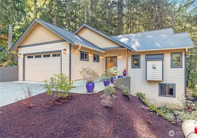 Photo 2 of Single family home for sale at 1 Rosebud Pl, Bellingham, WA 98229 | MLS# NWM2575720 | Listing updated on 2026-09-25