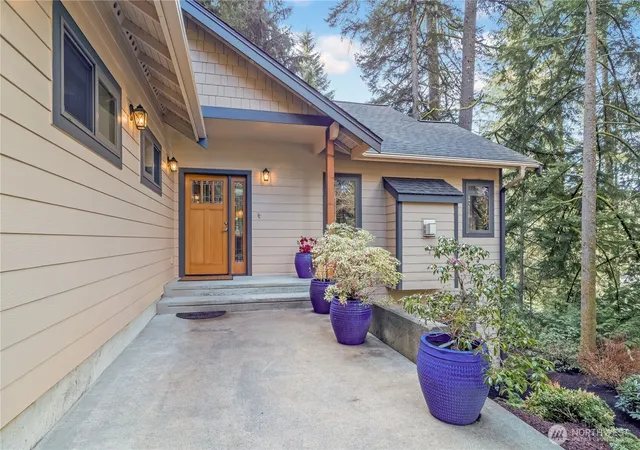 Photo 3 of Single family home for sale at 1 Rosebud Pl, Bellingham, WA 98229 | MLS# NWM2575720 | Listing updated on 2026-09-25