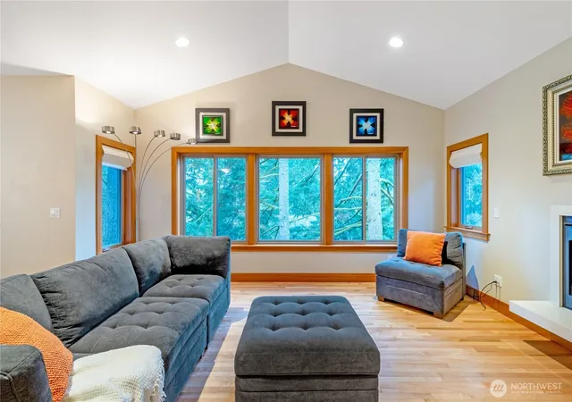 Photo 3 of Single family home for sale at 1 Rosebud Pl, Bellingham, WA 98229 | MLS# NWM2575720 | Listing updated on 2026-09-25