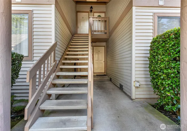 Photo 3 of Condo for sale at 17404 119th Lane Se #H8, Renton, WA 98058 | MLS# NWM2575729 | Listing updated on 2026-09-25