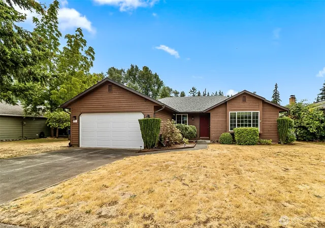 Photo 2 of Sale Pending at 5306 119th Place Ne, Marysville, WA 98271 | MLS# NWM2575740 | Listing updated on 2026-09-28