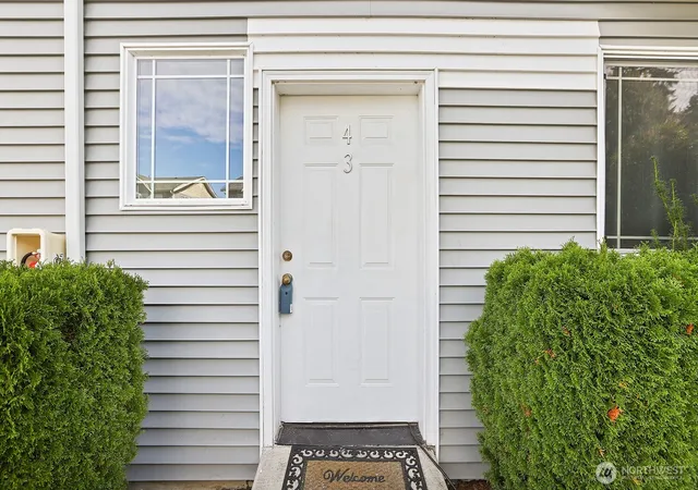 Photo 2 of Condo for sale at 3322 148th Street Sw #D3, Lynnwood, WA 98087 | MLS# NWM2575742 | Listing updated on 2026-10-02