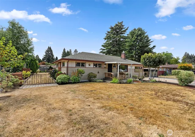 Photo 2 of Single family home for sale at 4519 23rd Avenue Se, Lacey, WA 98503 | MLS# NWM2575764 | Listing updated on 2026-09-21
