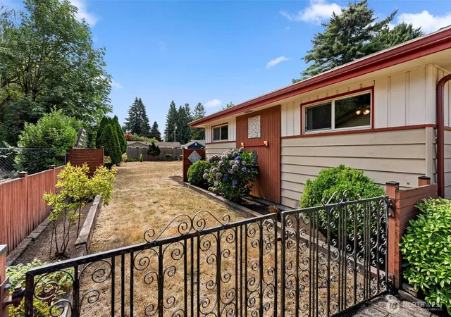 Photo 3 of Single family home for sale at 4519 23rd Avenue Se, Lacey, WA 98503 | MLS# NWM2575764 | Listing updated on 2026-09-21