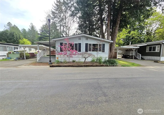 Manufactured home for sale at 900 29Th St Se #D-9, Auburn, WA 98002 | MLS# NWM2575794
