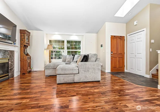 Photo 3 of Single family home for sale at 5 Valley Crest Wy, Bellingham, WA 98229 | MLS# NWM2575809 | Listing updated on 2026-09-25