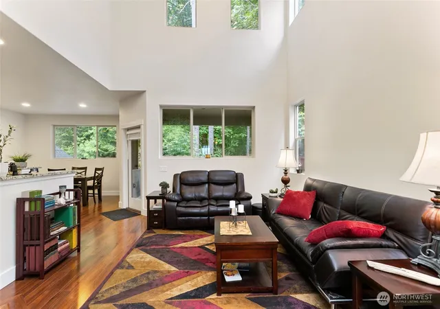 Photo 3 of Sale Pending at 3218 15th Wy Se, Olympia, WA 98501 | MLS# NWM2575816 | Listing updated on 2026-09-18