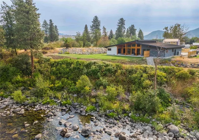Photo 2 of Single family home for sale at 34 Steelhead Lane, Cashmere, WA 98821 | MLS# NWM2575820 | Listing updated on 2026-09-25