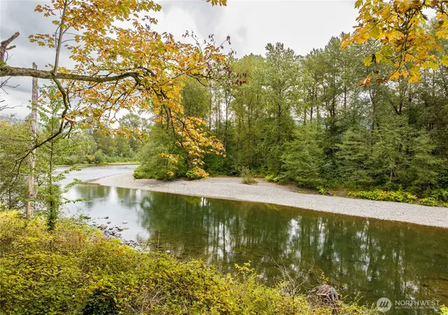 Photo 4 of Single family home for sale at 12502 Smokes Rd, Arlington, WA 98223 | MLS# NWM2575828 | Listing updated on 2026-09-20