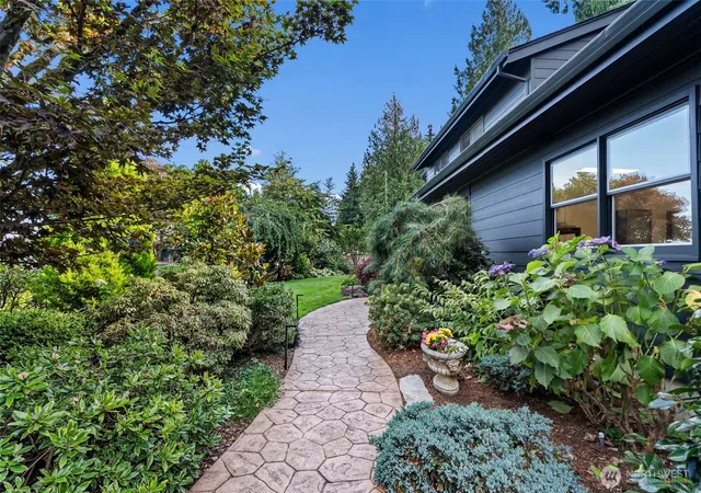 Photo 4 of Single family home for sale at 2410 55th Street Ct NW, Gig Harbor, WA 98335 | MLS# NWM2575834 | Listing updated on 2026-10-01
