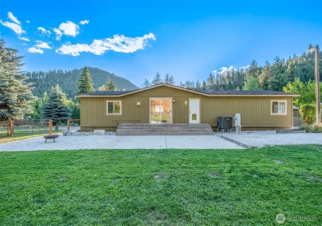 Photo 3 of Manufactured home for sale at 47 Oak Orchard Ln, Leavenworth, WA 98826 | MLS# NWM2575835 | Listing updated on 2026-09-28