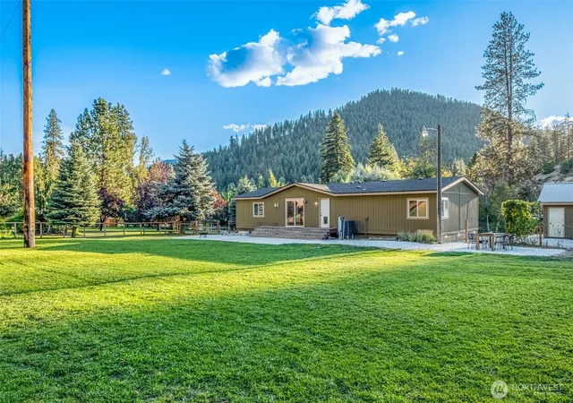Photo 4 of Manufactured home for sale at 47 Oak Orchard Ln, Leavenworth, WA 98826 | MLS# NWM2575835 | Listing updated on 2026-09-28