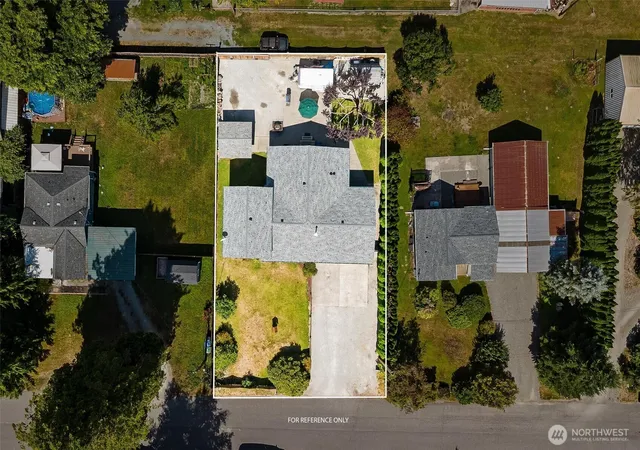 Photo 2 of Single family home for sale at 910 Dunlop St, Sedro Woolley, WA 98284 | MLS# NWM2575860 | Listing updated on 2026-09-25