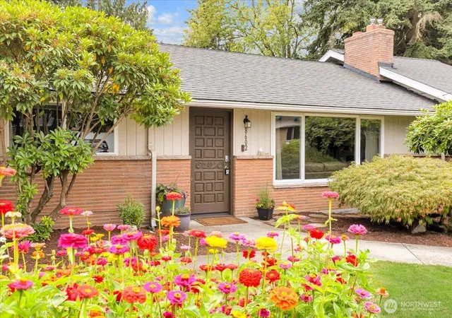 Photo 1 of Single family home for sale at 8602 Maple Ln, Edmonds, WA 98026 | MLS# NWM2575874 | Listing updated on 2026-09-28