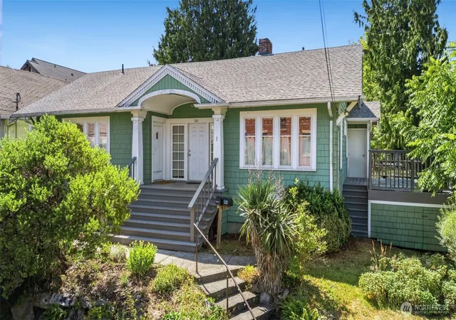 Photo 2 of Single family home for sale at 303 N 64th St, Seattle, WA 98103 | MLS# NWM2575876 | Listing updated on 2026-10-15
