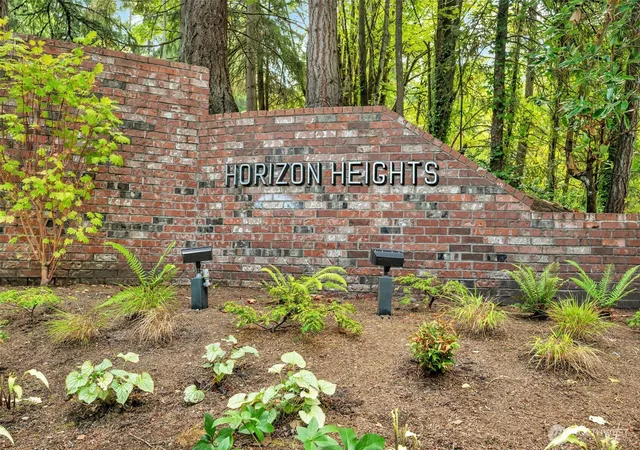 Photo 3 of Sale Pending at 15307 Se 43rd Place, Bellevue, WA 98006 | MLS# NWM2575888 | Listing updated on 2026-09-29