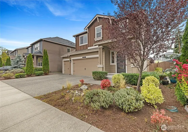 Photo 2 of Single family home for sale at 10311 Suncrest Blvd, Granite Falls, WA 98252 | MLS# NWM2575891 | Listing updated on 2026-09-29
