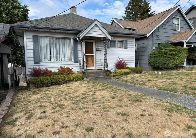 Photo 2 of Single family home for sale at 1940 4th Street, Bremerton, WA 98337 | MLS# NWM2575903 | Listing updated on 2026-09-25