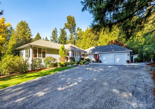 Photo 1 of Single family home for sale at 15526 Ne 155th Street, Woodinville, WA 98072 | MLS# NWM2575904 | Listing updated on 2026-10-10