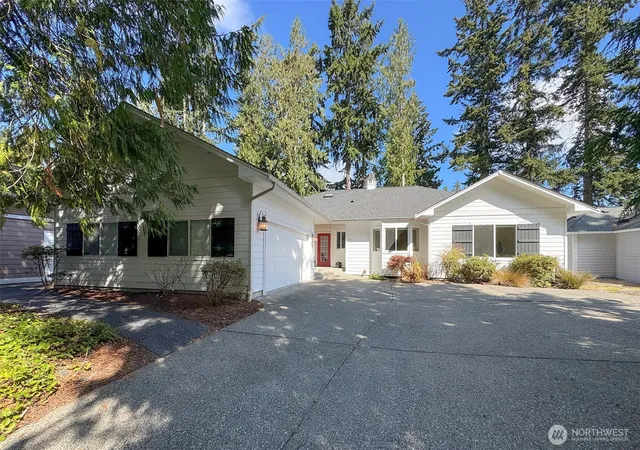 Photo 1 of Single family home for sale at 121 Harleman Dr, Sequim, WA 98382 | MLS# NWM2575905 | Listing updated on 2026-09-22
