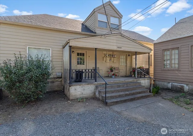 Photo 4 of Multi family home for sale at 4815 Ne Hazel Dell Ave, Vancouver, WA 98663 | MLS# NWM2575909 | Listing updated on 2026-09-25